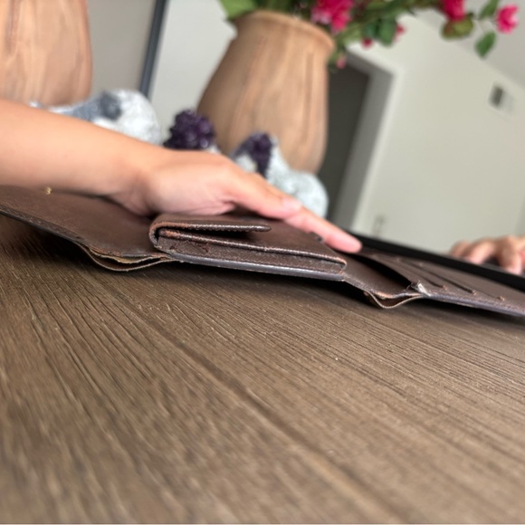 Louis Vuitton Damier Canvas Wallet - Picture 15 of 16